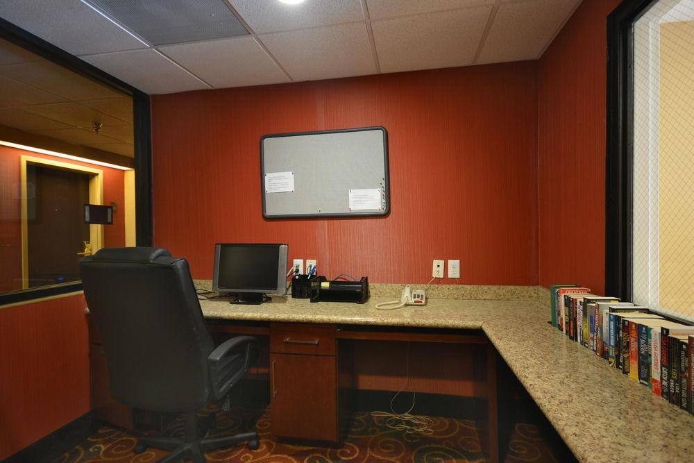 Comfort Inn & Suites Trussville I-59 Exit 141 Екстериор снимка